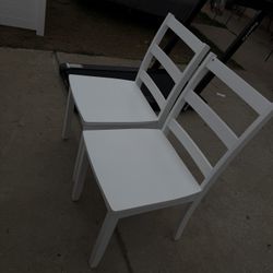 2 Chairs 