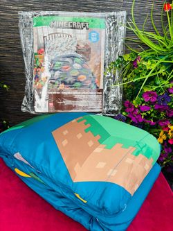 Minecraft 4-Piece Twin Bed Set