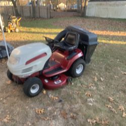 42 Inch Automatic Ride On Mower With Bagger Set Up