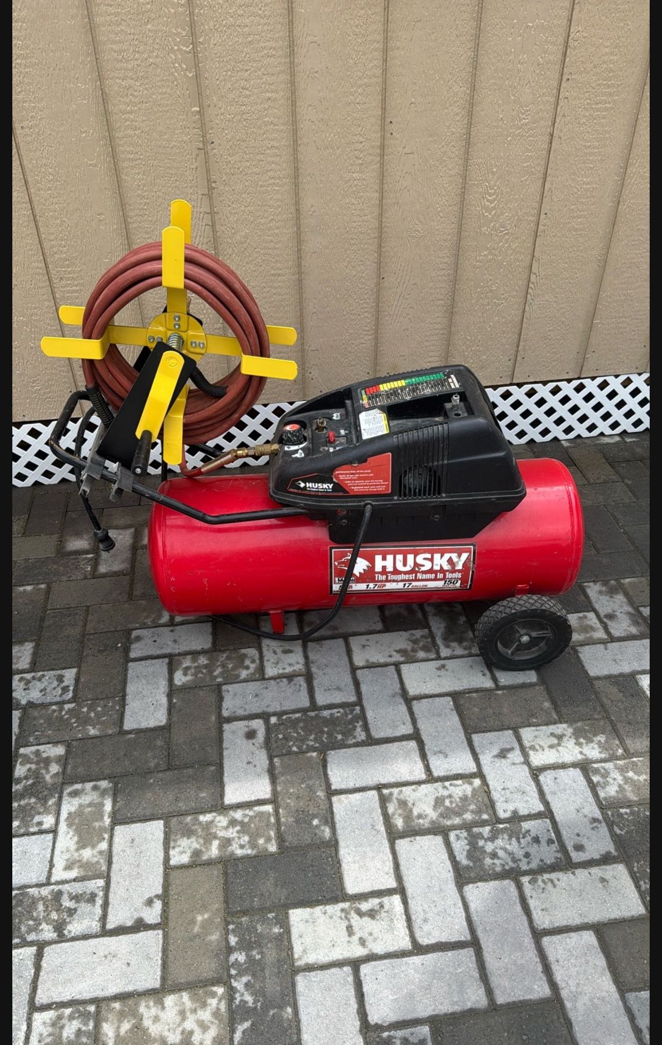 Husky air compressor 17 gallon max 150 psi