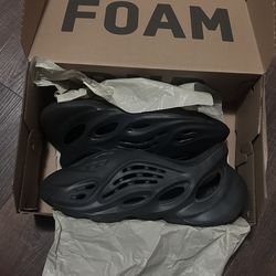 Yeezy Foam Runner