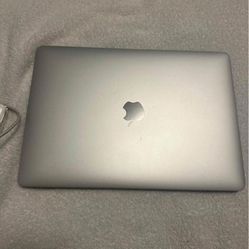 MACBOOK  PRO 