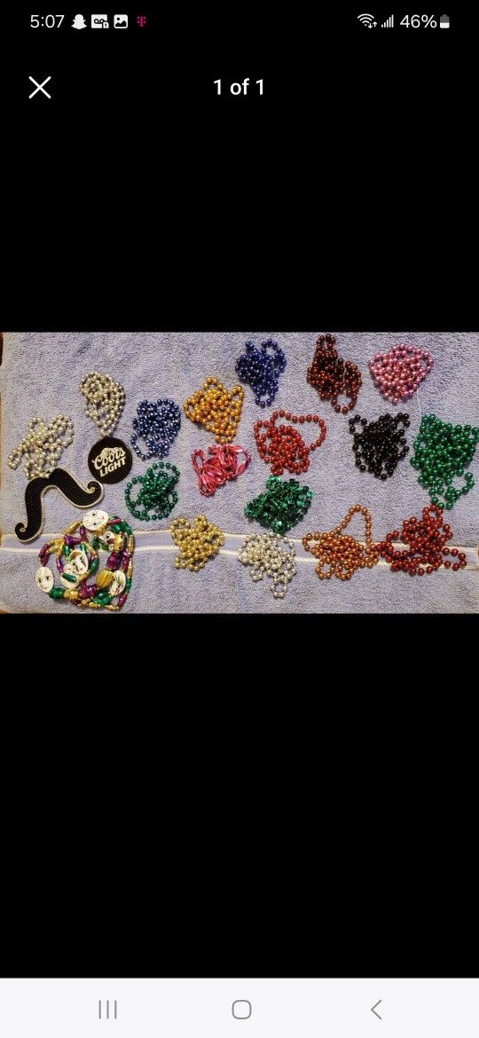 Lot Of Mardi Gra Beads