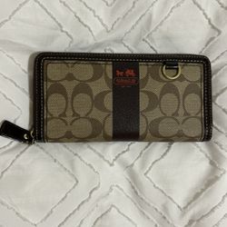 Authentic Coach Wallet