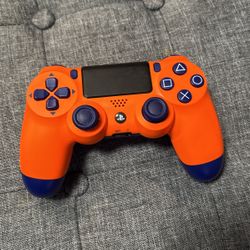 PS4 controller 