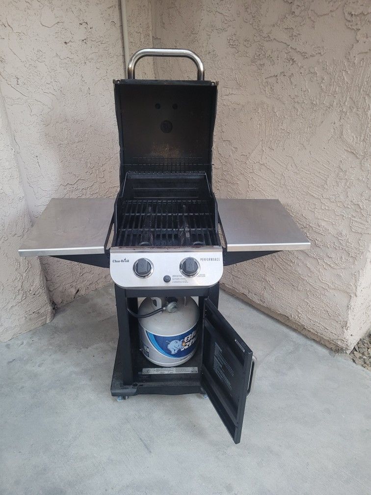 BBQ GRILL for Sale in Las Vegas, NV OfferUp