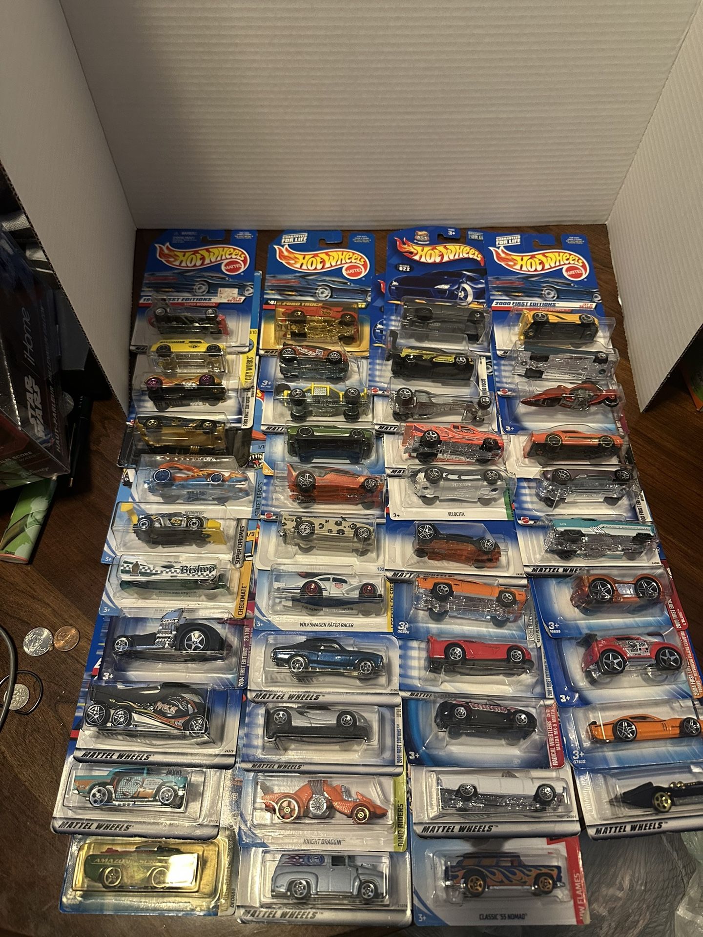 300 Hot Wheel Bundle For Sale