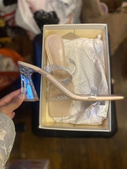 Marc Fisher Heels - size 9