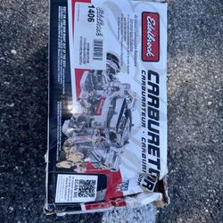 Edelbrock Carburetor 600 CFM, Electric Choke