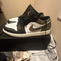 Jordan 1 Low Size 11