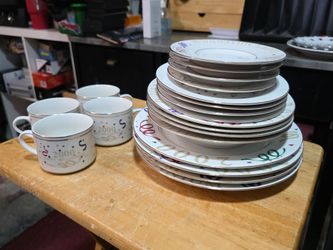 Lynns Fina China Millenium Dish Set