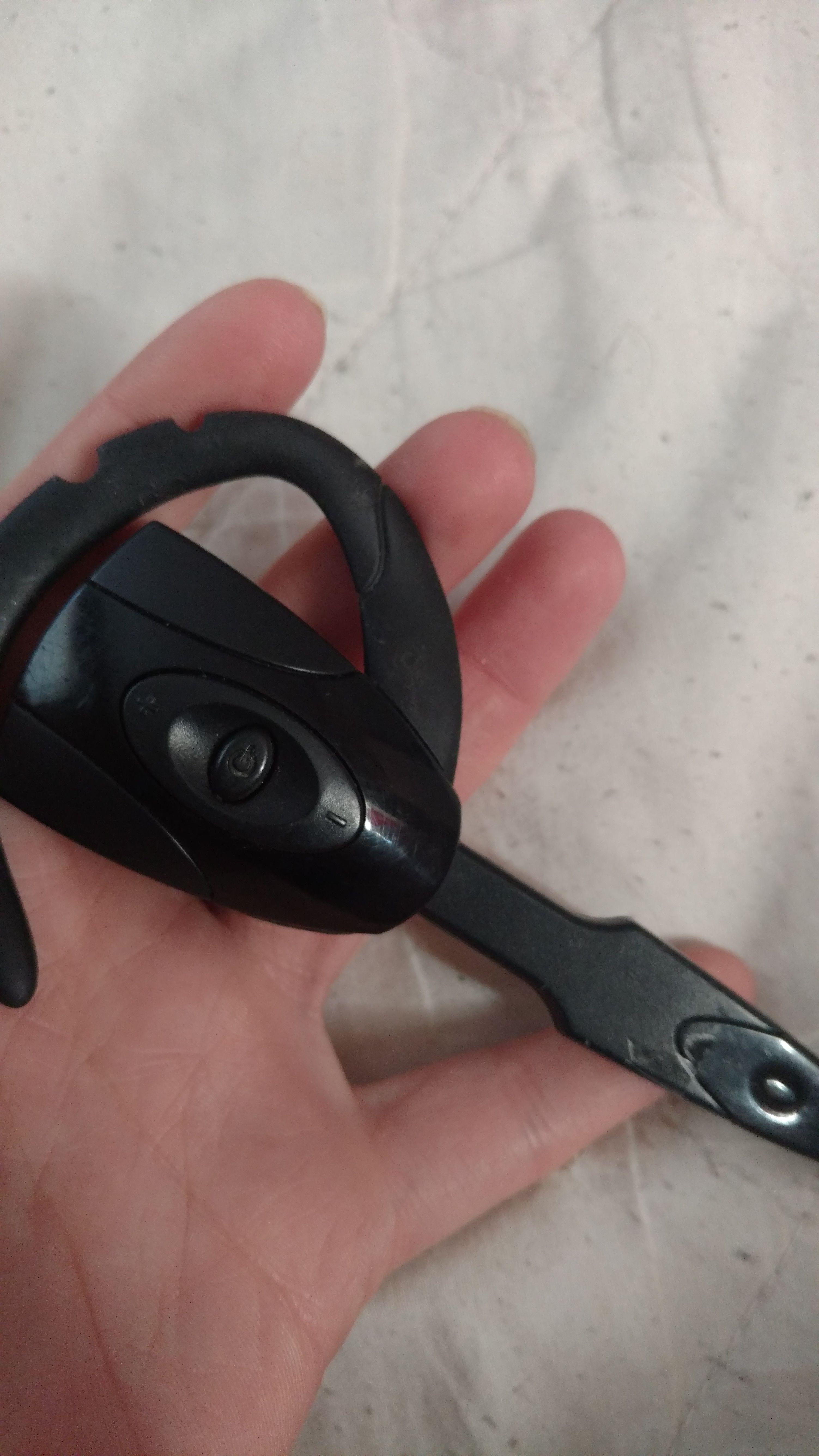 Wireless Bluetooth game headset
