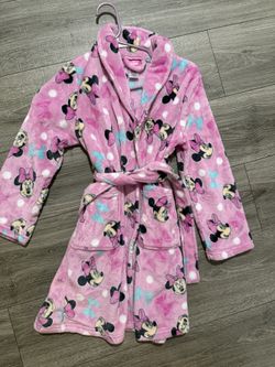 NEW MINNIE MOUSE ROBE