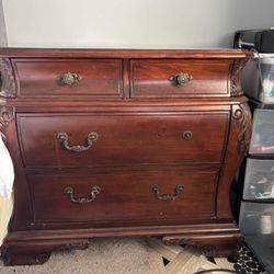 Wooden Dresser Set