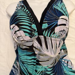 Swimsuit Top Sz 18W