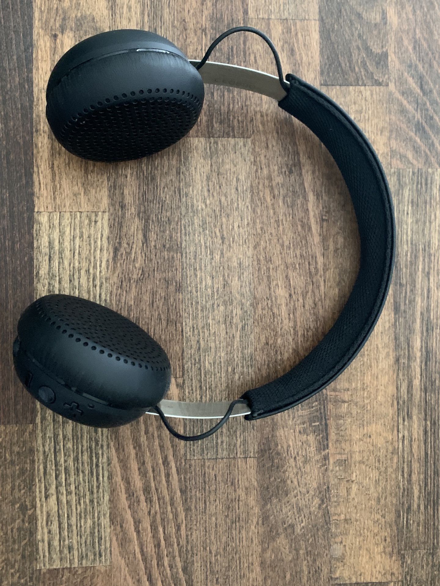 Skullcandy wireless on-ear headphones
