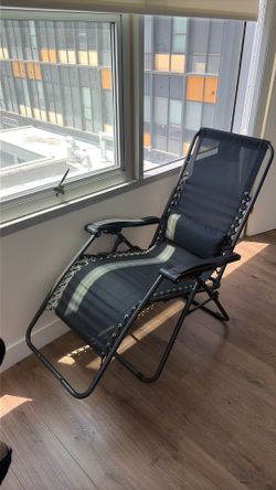 Chair * 2