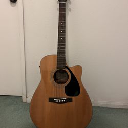 Yamaha Guitar with Capo
