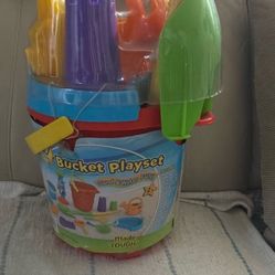 Bucket Play Set