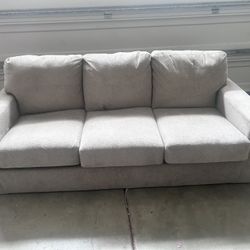 Multi Pull Out Couch 