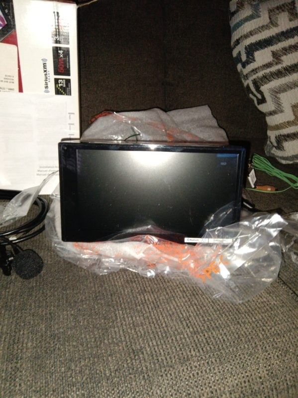 Pioneer Double Din Car Stereo With Apple Car Play