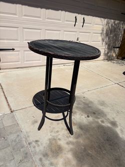 Outdoor Wicker Bar Height Bistro Table