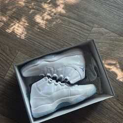 Jordan 11s