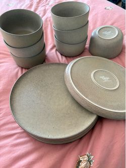 Stone Plates & Bowls Set