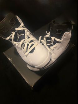 Jordan 6 Reverse Oreo Sz 10 140$