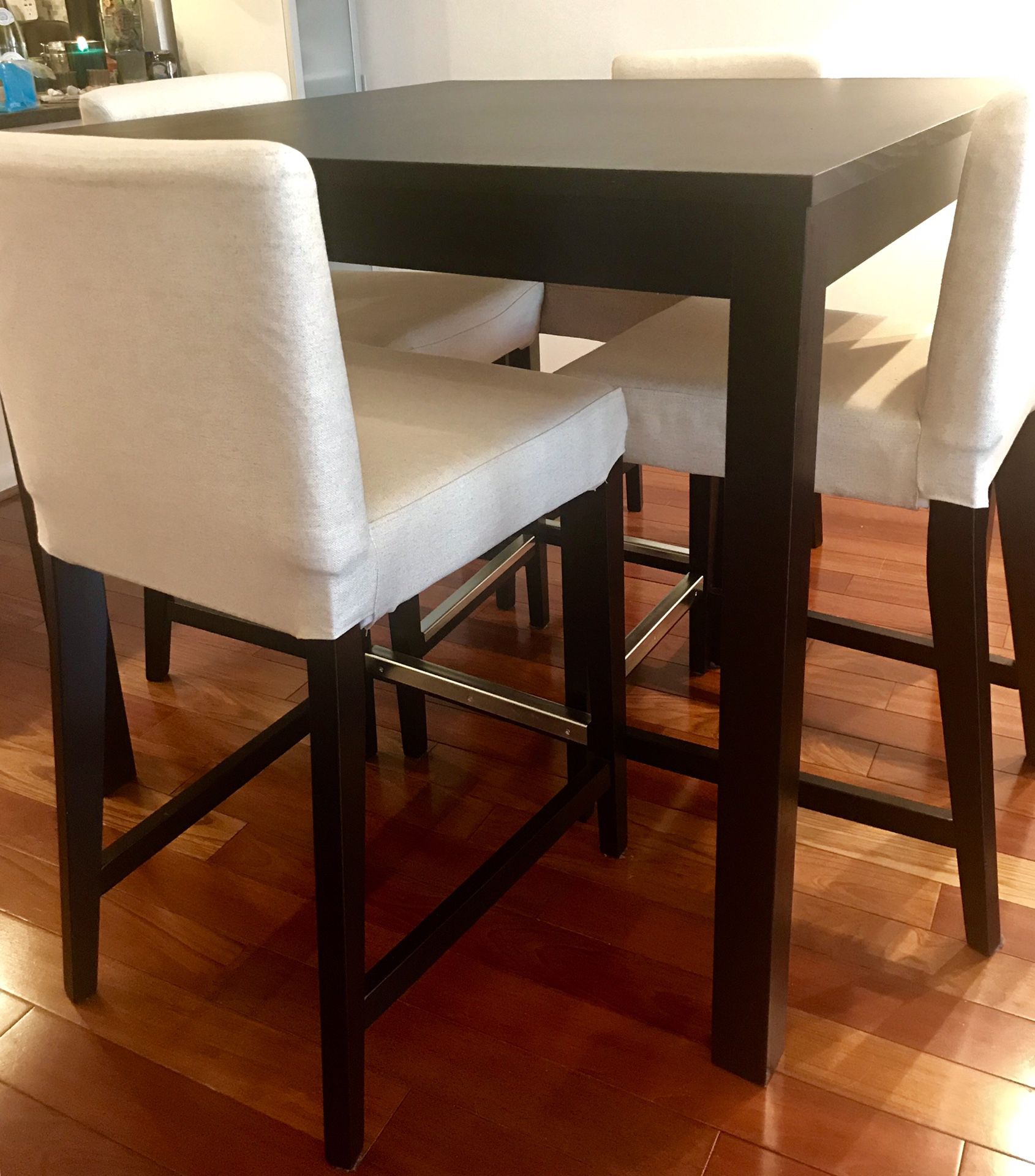 Dining set almost new!