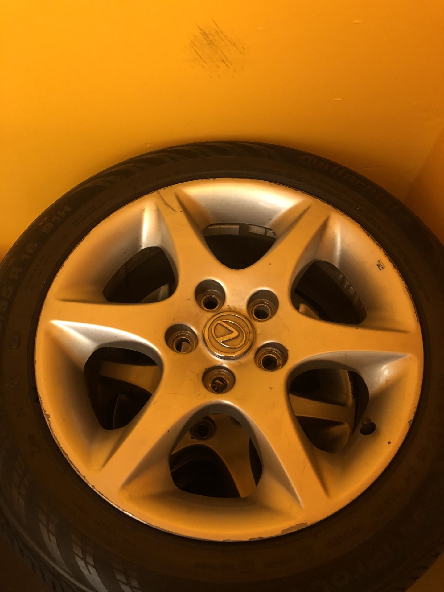 Lexus GS 300 rims