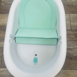4-in-1 Grow-With-Me Bath Tub