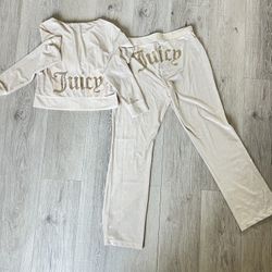 🔥HOT DEAL🔥 JUICY COUTURE TRACKSUIT