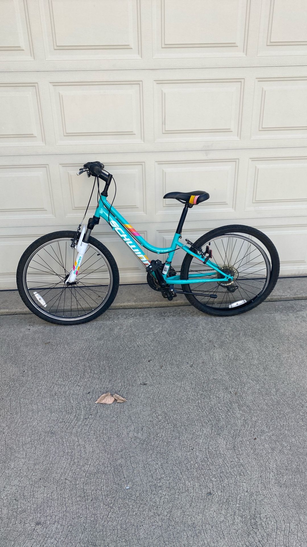Schwinn High Timber girls bike