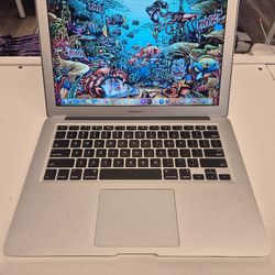 13" MacBook Air 2017, 1.8 i5, 8GB RAM, 128GB SSD FVHV3QRBJ1WK + New Battery $240