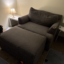 Need These Furniture Pcs REMOVED