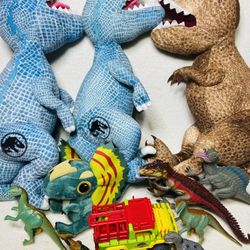 Jurassic Parks Jurassic World Plush Toy Lot Toy Dinosaurs