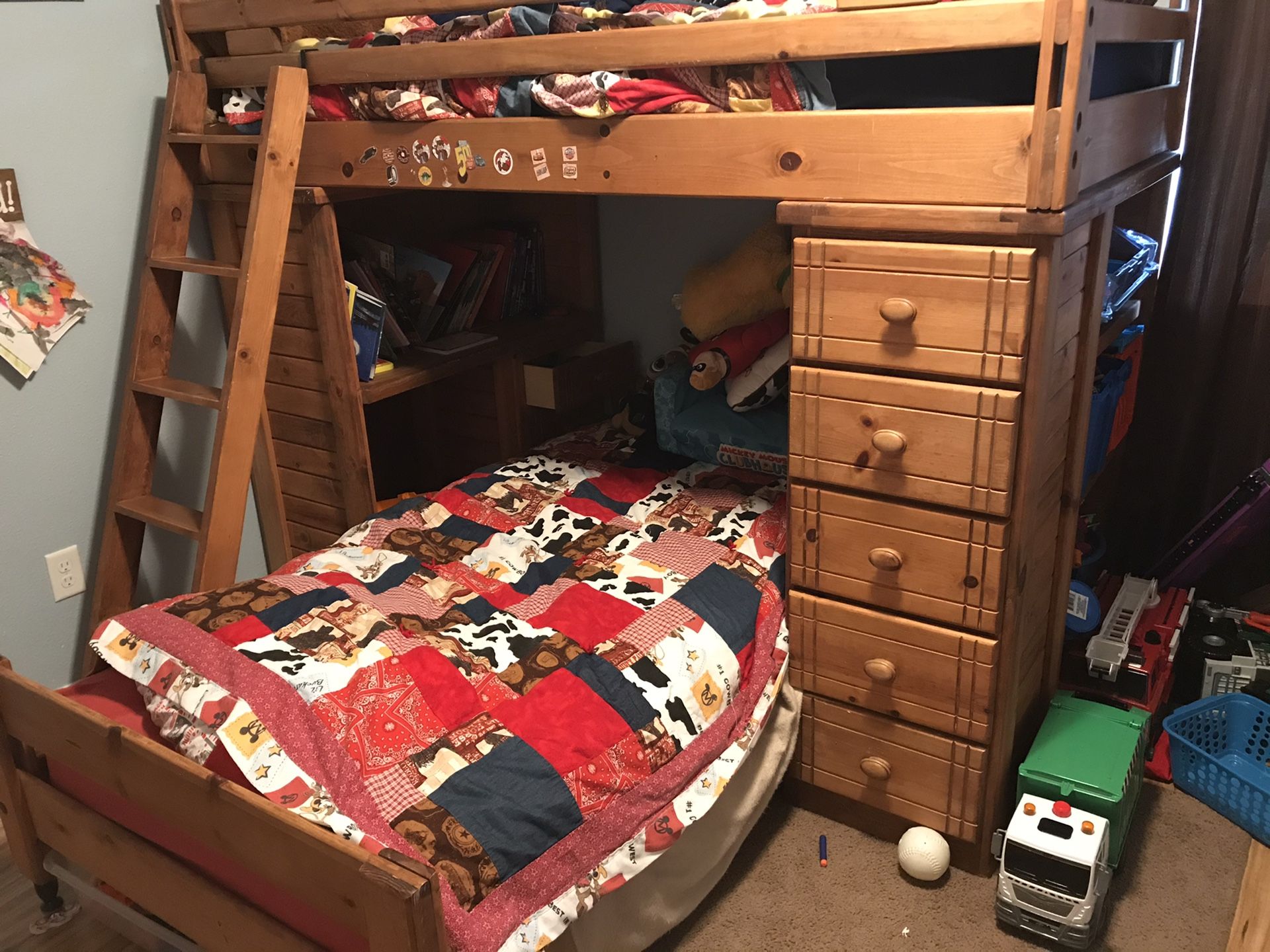 Bunk beds and dresser w /storage