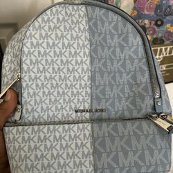 MICHAEL KORS BAG 