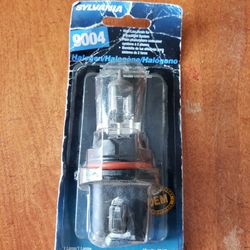 Sylvania 9004 Halogen Headlight