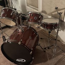 Pacific Drum Set