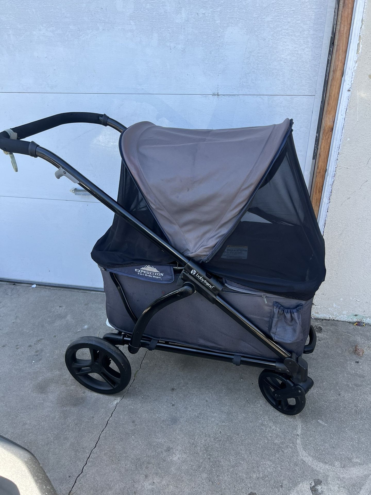 BABY TREND EXPEDITION STROLLER WAGON