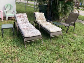 Pool patio furniture
