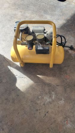 Air Compressor Turns On (Saleing As Is)