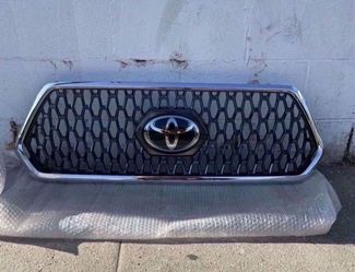Toyota Front Grille with Chrome Trim