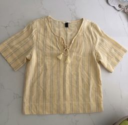 Universal Threads Yellow Striped Blouse “L”