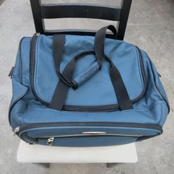 Skyway Carryon Luggage 