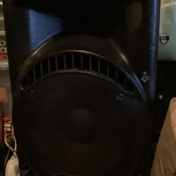 15in QFX Party Speaker With Equalizer 