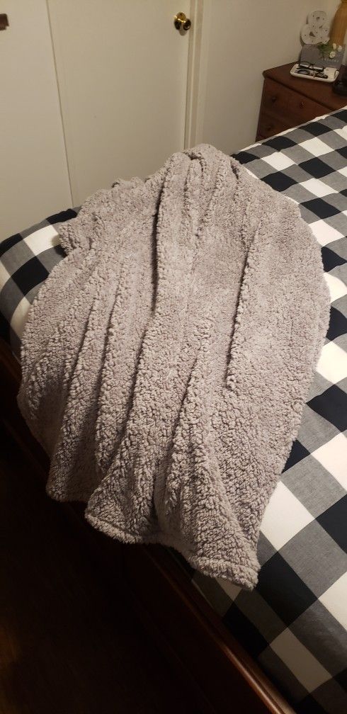 Gray Throw Blanket
