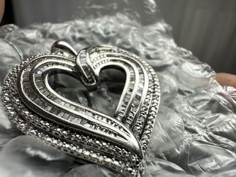 Large 1.00 Ct Diamond Heart Pendant